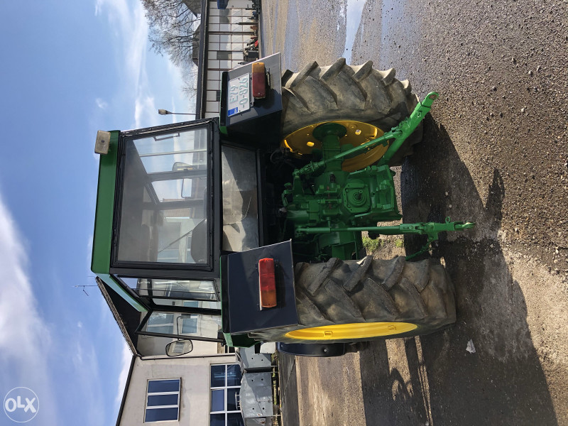 Traktor John Deere 3130