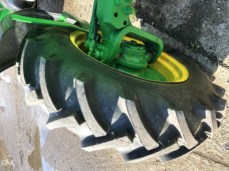 Traktor John Deere 3130