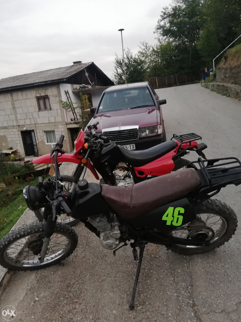 Cross kroserica