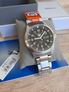 Seiko 5 Sports SNZG13J1 MUŠKI SAT