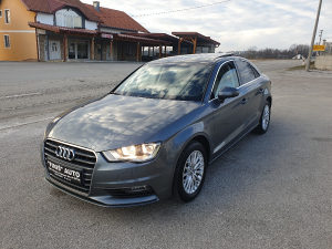 Audi A3 1.6 TDI limuzina Panorama Koža