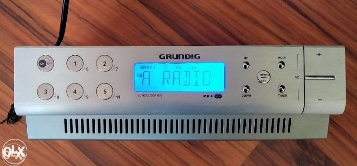 Radio GRUNDIG Sonoclock 890