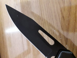 Nož običan crni lovački nož