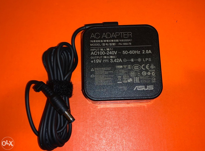 ASUS punjač Original 19V 65W
