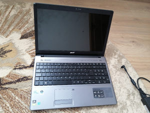 Acer i Asus dva laptopa za dijelova