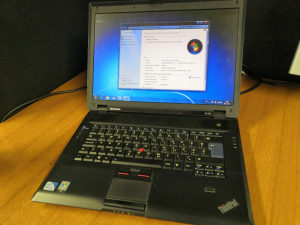 Lenovo sl500 3gb ram 250gb disk