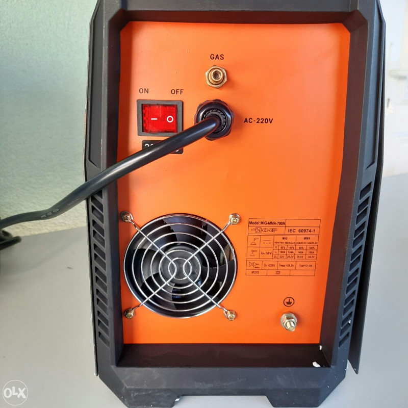 Aparat za varenje KZUBR 700A