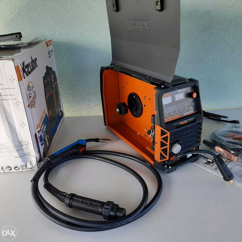 Aparat za varenje KZUBR 700A