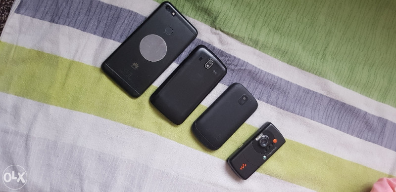 Mobiteli 4 Komada