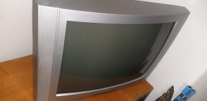 Poklanjam ispravan TV Prosonic