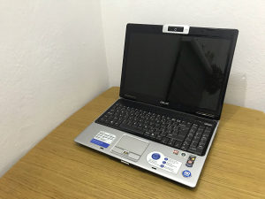 Asus M51T laptop kompletan za dijelove