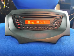 FORD KA RADIO CD -ukinut canchek-
