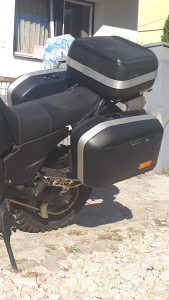 Koferi za motor