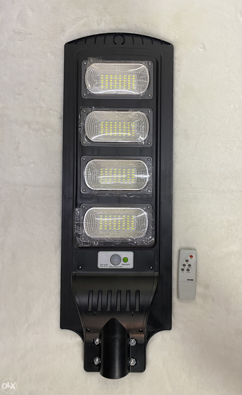 Led solarni reflektor 240w (ulicna svjetiljka)
