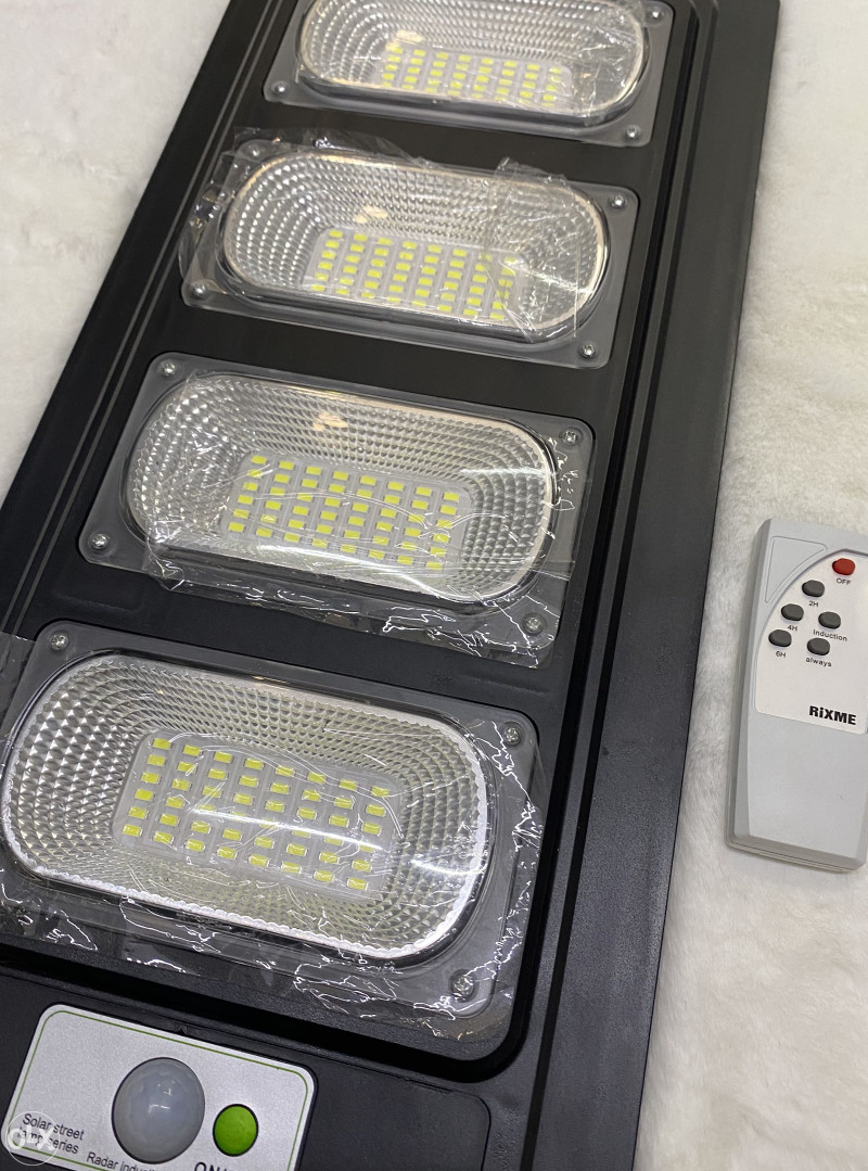 Led solarni reflektor 240w (ulicna svjetiljka)