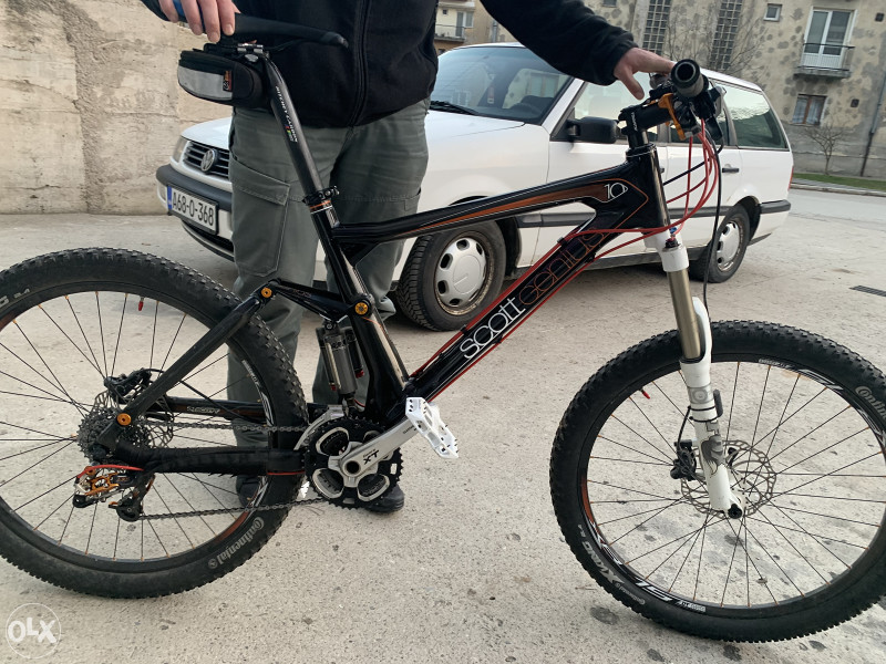 Biciklo scott genius 10 carbon