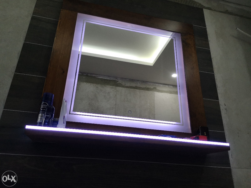 Led ogledalo ogledala na touch po mjeri i želji kupca