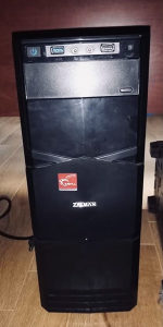 Racunar Ryzen 5 2400G / 16 GB DDR4 / SSD 240/ HDD 1TB