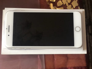 Iphone 7plus silver
ZDRAVLJE BATERIJE 85%