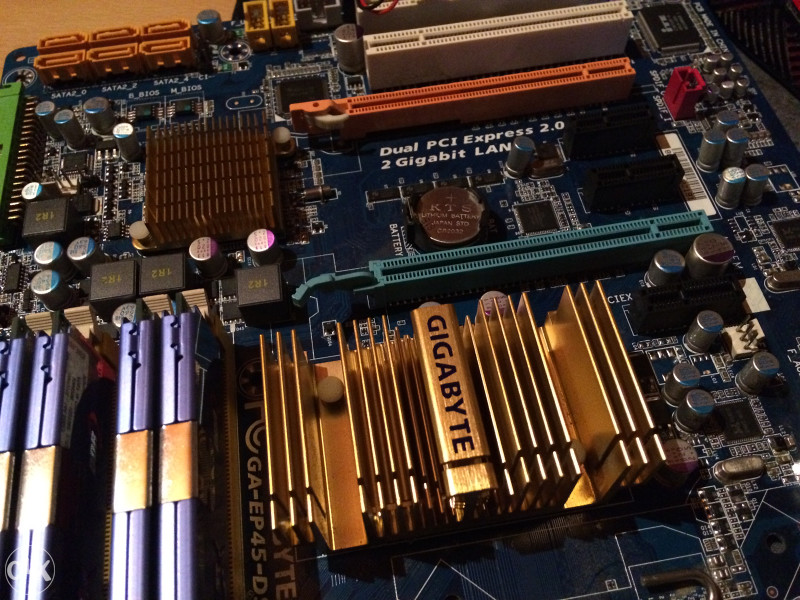 Gigabyte GA-EP45-DS3 P45 dual-GB LAN   Firewire