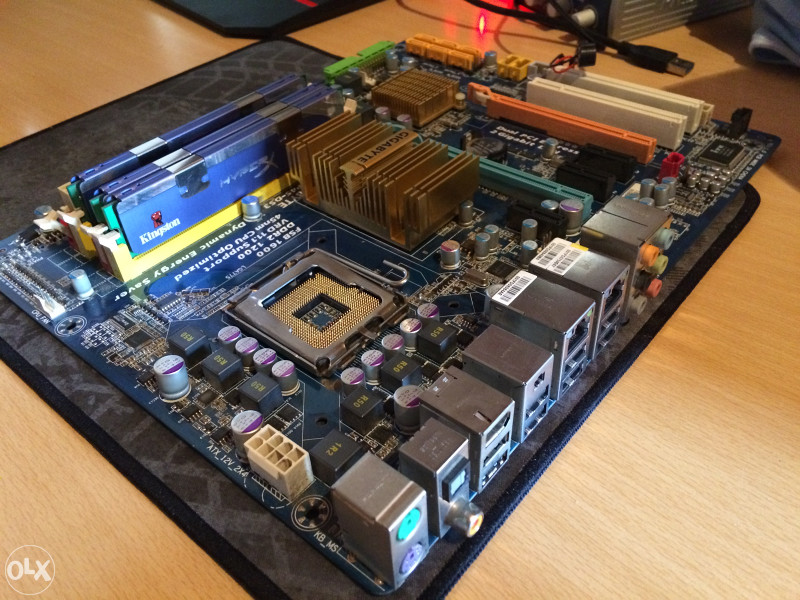 Gigabyte GA-EP45-DS3 P45 dual-GB LAN   Firewire