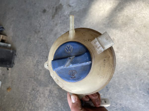 POSUDA ZA VODU ANTIFRIZ POLO 6N