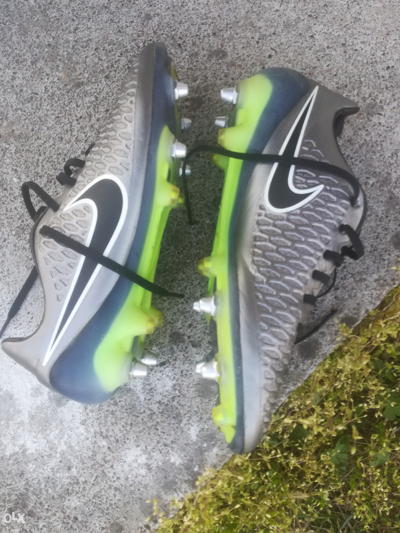 Kopacke Nike Magista 44 broj A klasa mix Kopačke