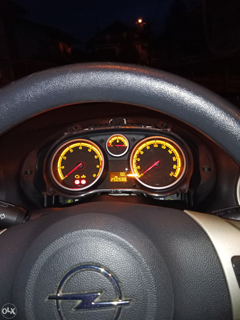 Corsa d KILOMETAR SATINSTRUMENT TABLA Vozila Kilometar satovi