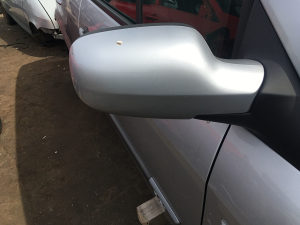 Renault Scenic 2 retrovizor desni dijelovi