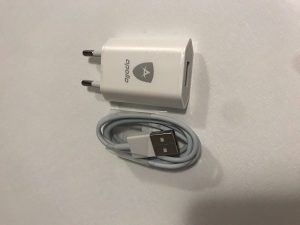 USB adapter + Lightning kabl, punjac za IPhone
