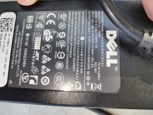 Dell punjac laptop ac 19.5 V=4.62 A i HP ovi pogledaj s
