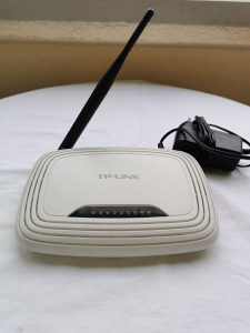 TP-Link TL-WR740N Wireless Router