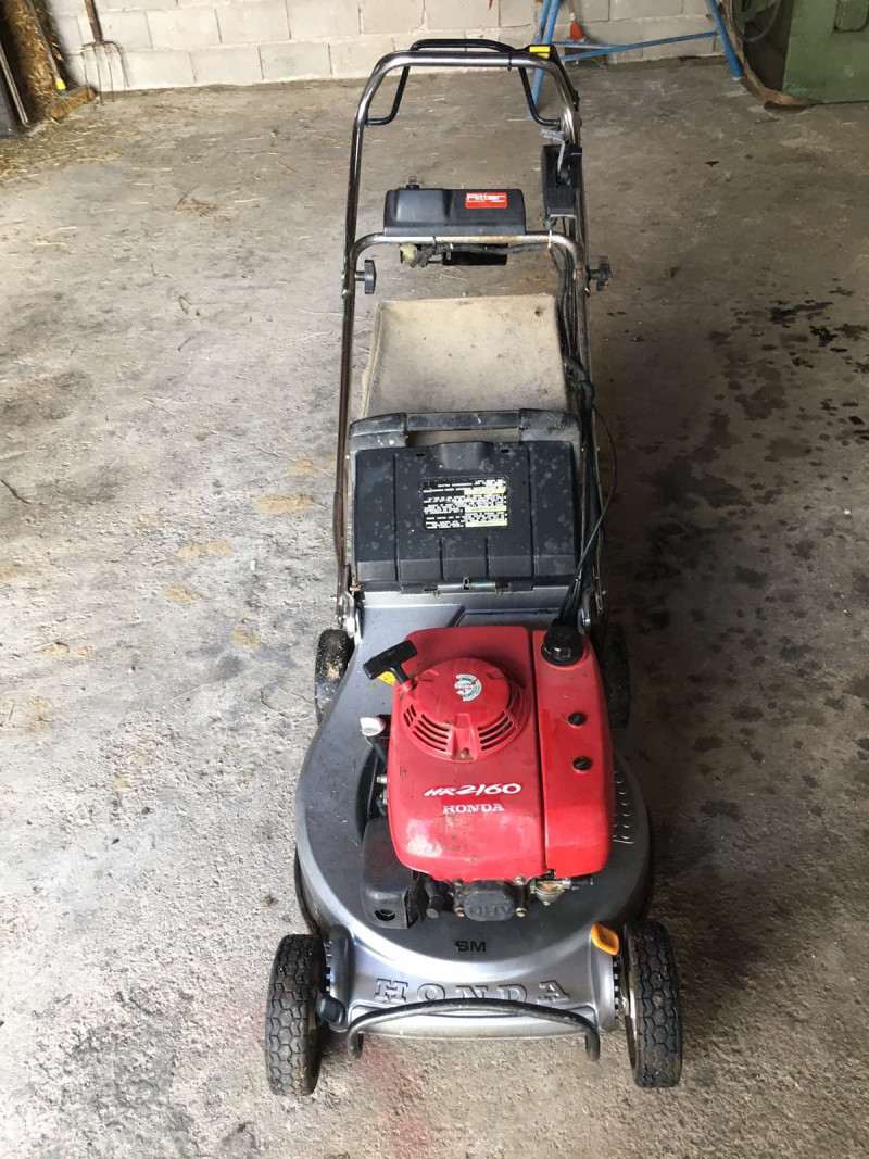 Samohodna kosilica Honda pali na ključ Kosilice i Trimeri za vrt