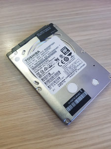 SSHD HDD Toshiba 500GB 2.5 incha slim za Laptop / PC