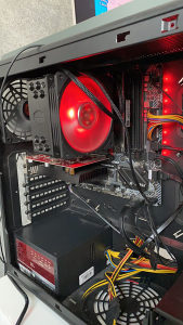 Gaming racunar Ryzen 7 2700 / 16GB RAM 3200 Mhz CHIA