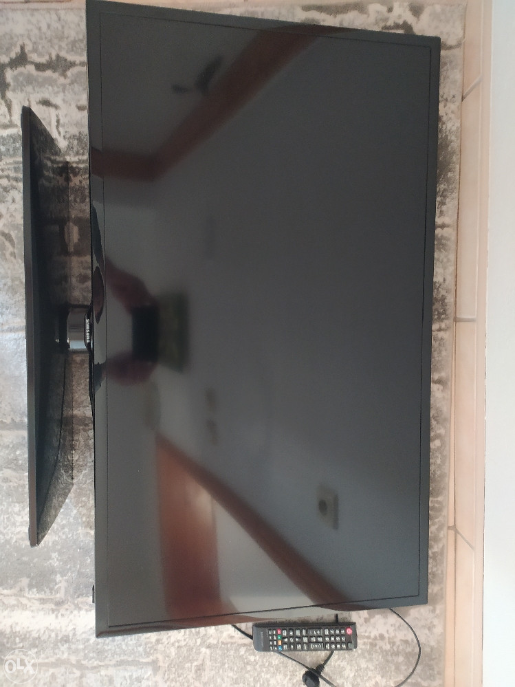 TV SAMSUNG UE39F5070
