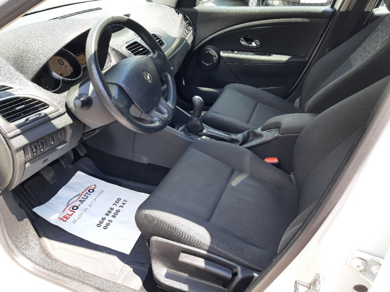 RENAULT MEGANE 1.5 dCi 90 KS 2012 g. (Reg. do 04/2022)