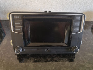 Radio CD original VW T6 Amarok mp3 AUX SD kartica Bluet