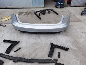 Nosaci nosac branika lijevi desni dijelovi audi a6 4g