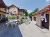 501076 Prizemna kuća sa dvije garaže, Bistrik