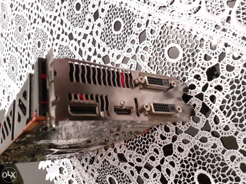 AMD Radeon r9 270 2GB GDDR5