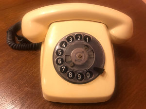 Stari telefon ispravan