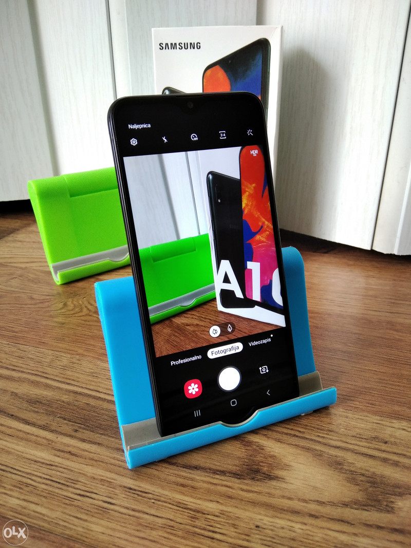 SAMSUNG GALAXY A10e