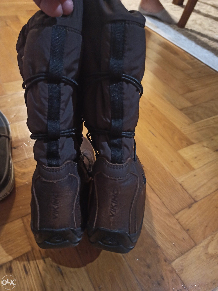 Ženske čizme br.37 Viking gore tex