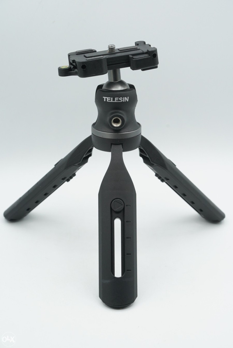 Telesin portable tripod