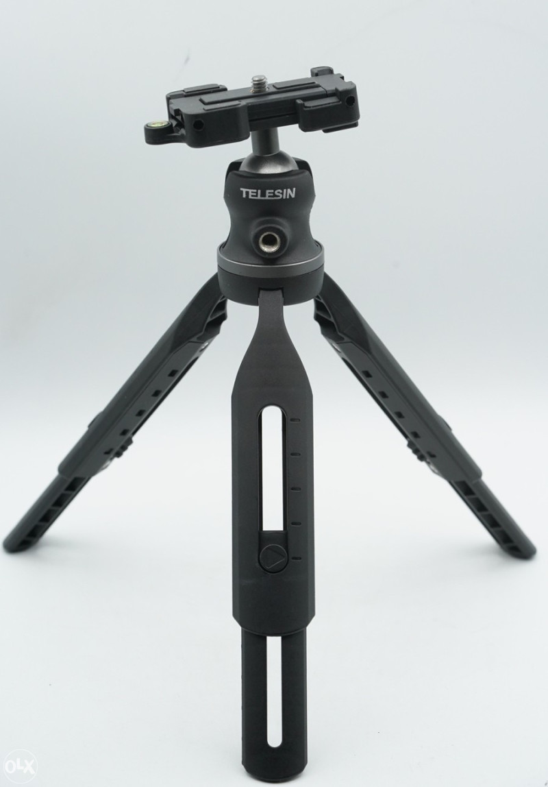 Telesin portable tripod