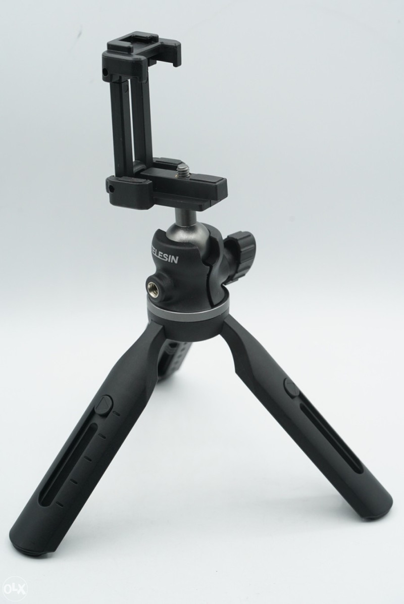Telesin portable tripod