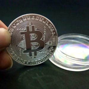 Bitcoin kovanica BTC Silver srebrna
