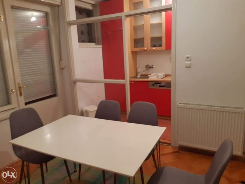 Stan Mostar preko puta sveučilišta - iznajmljivanje