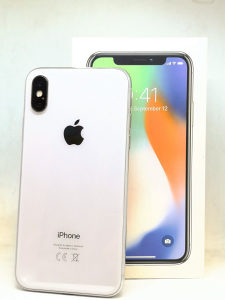 iPhone X 64 GB Silver
